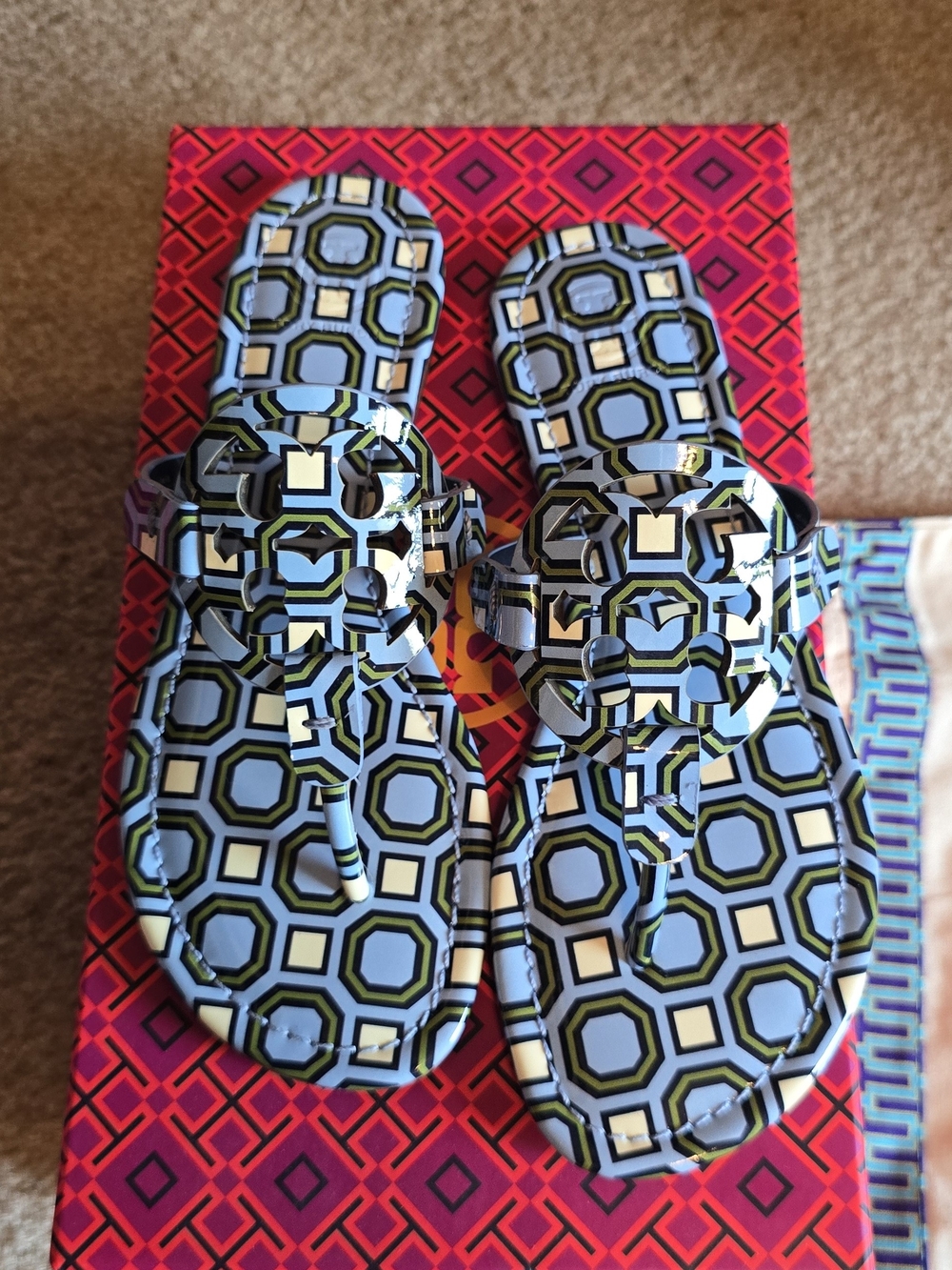 tory burch Patterned Blue Geometric Thong Sandals